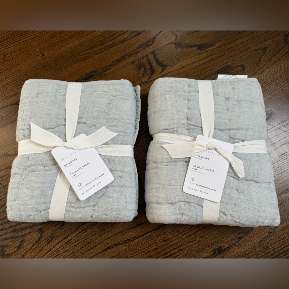NEW 2 Pottery Barn Cloud Cotton Linen STANDARD Quilted Shams in Chambray